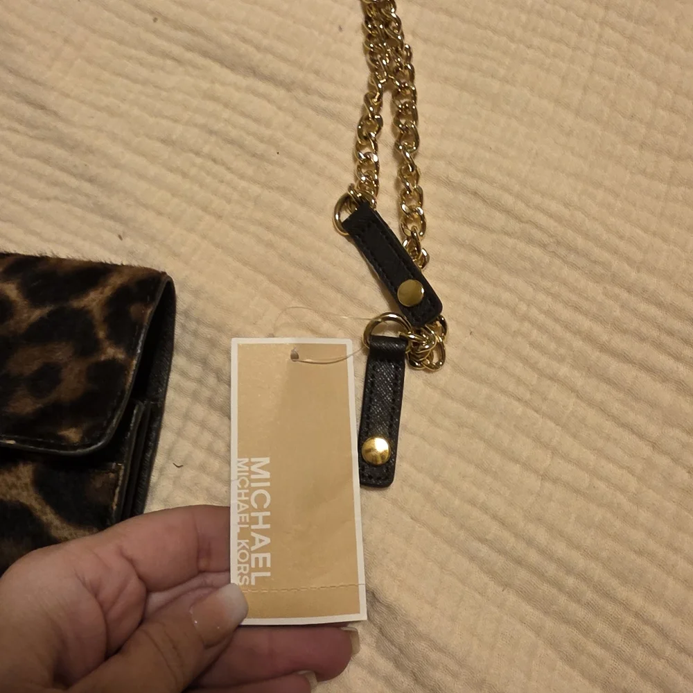 Michael Kors Calf Hair Brown Leopard Print Wallet/Crossbody 2-way NWT - Picture 4 of 4